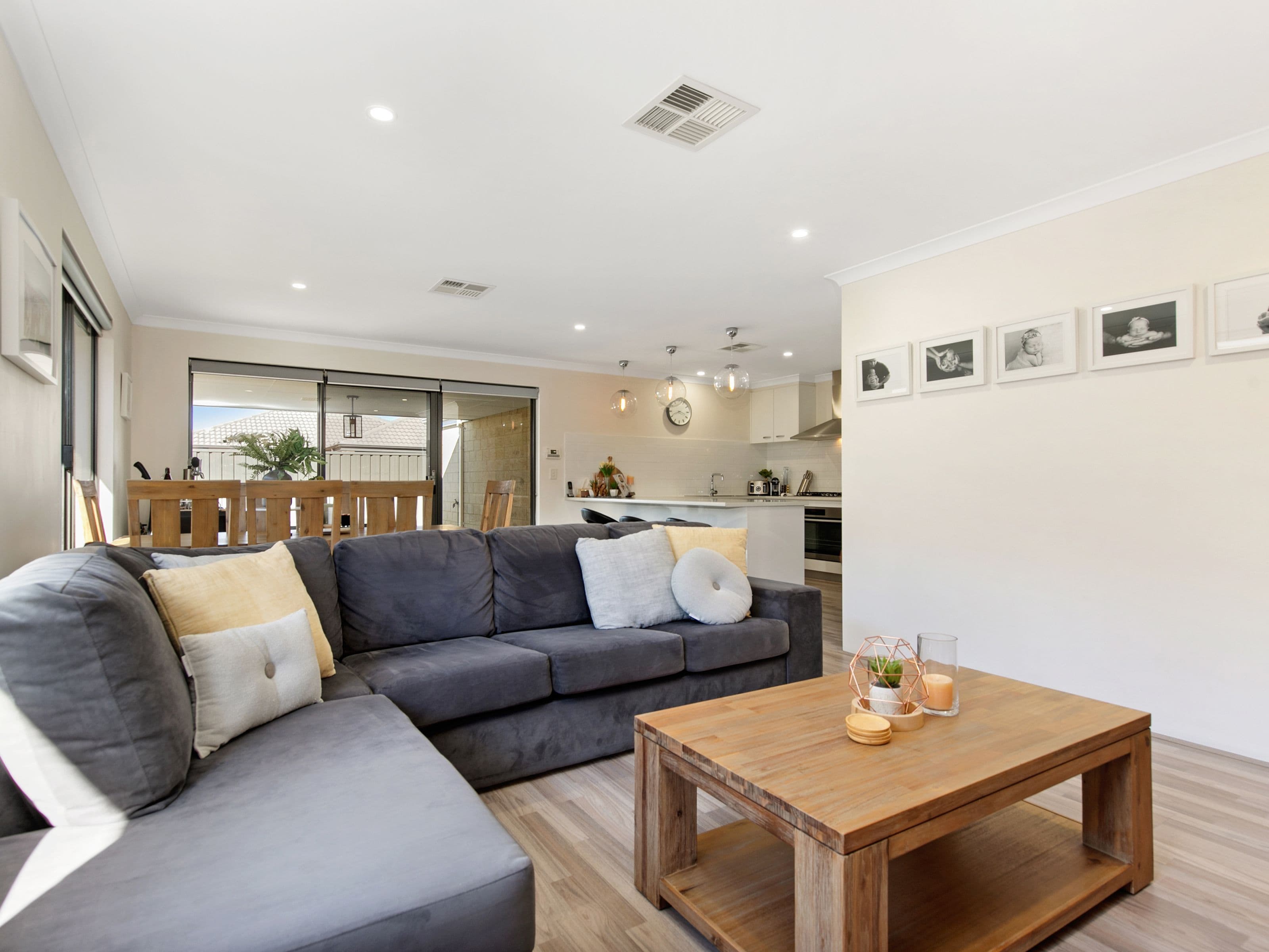 74 Bottlenose Circuit, Waikiki WA 6169, Waikiki - Thumbnail 5