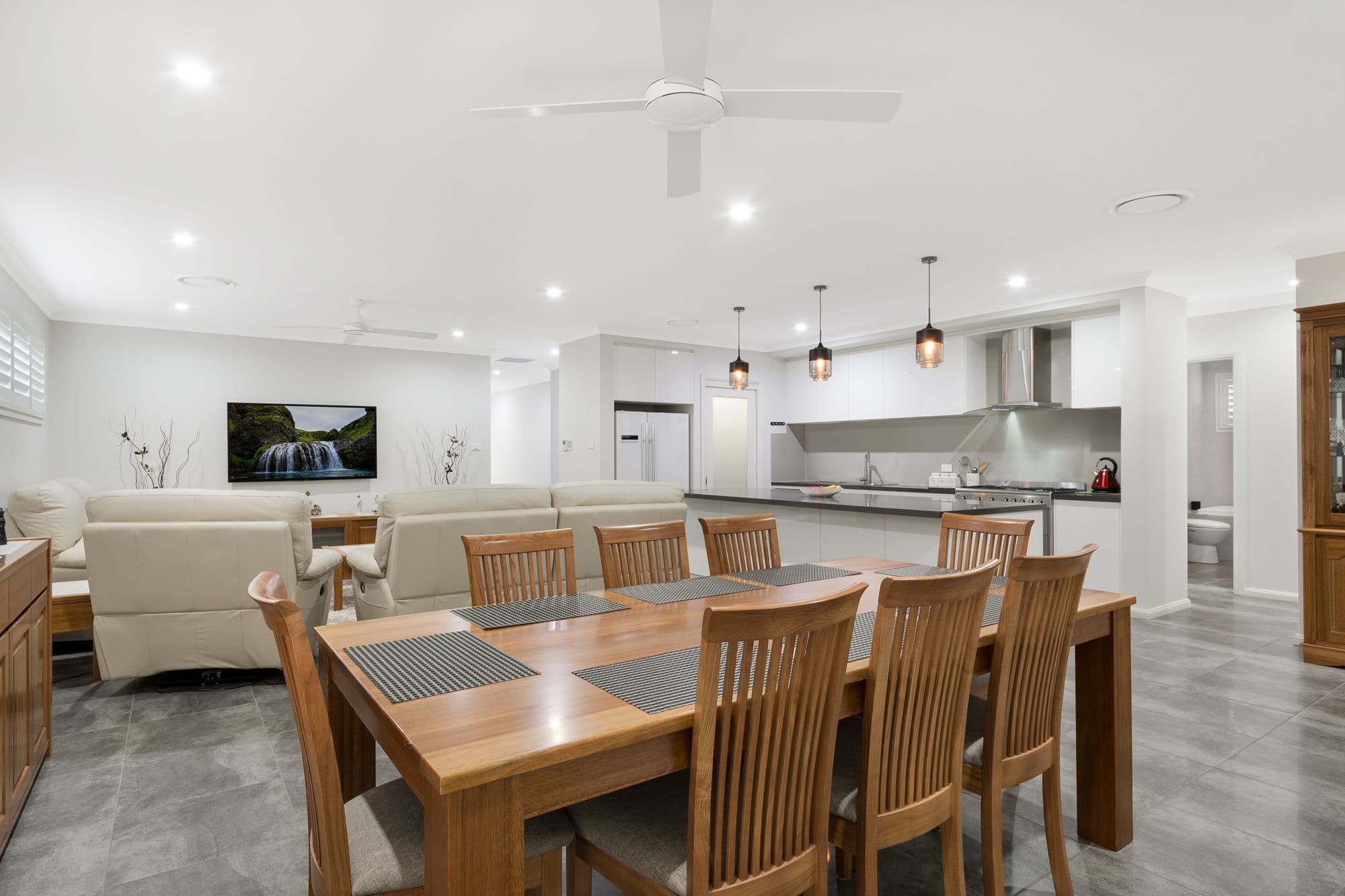 56 Howard Loop, Oran Park - Thumbnail 2