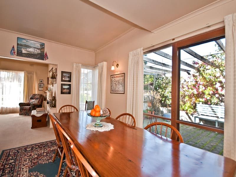 4 Caroline Street, BOX HILL NORTH VIC 3129, Box Hill North - Thumbnail 3