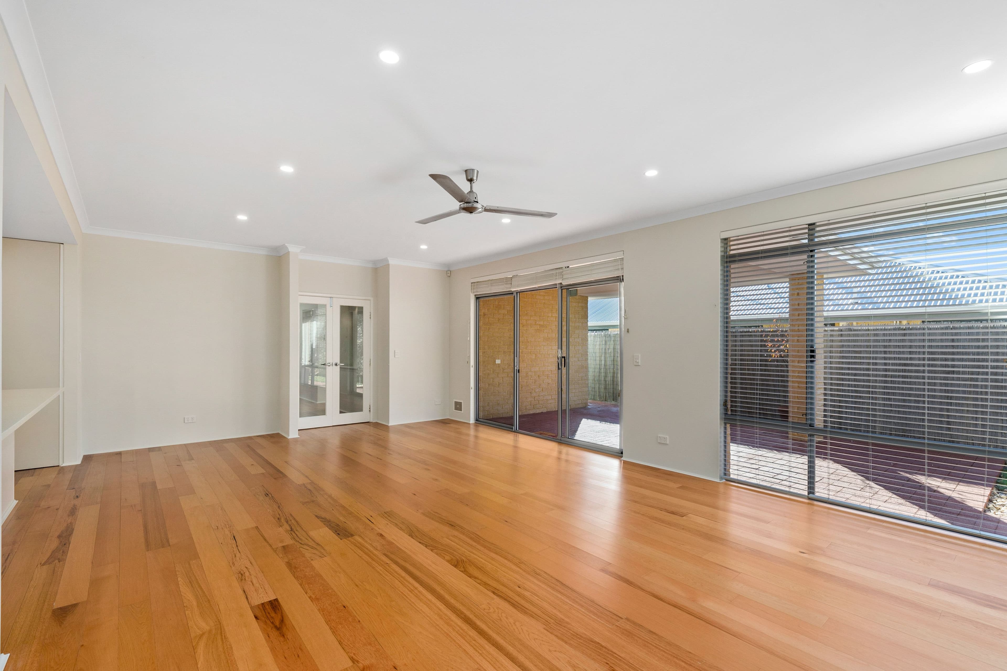 58 Oakdene Drive, Madeley WA 6065, Madeley - Thumbnail 5