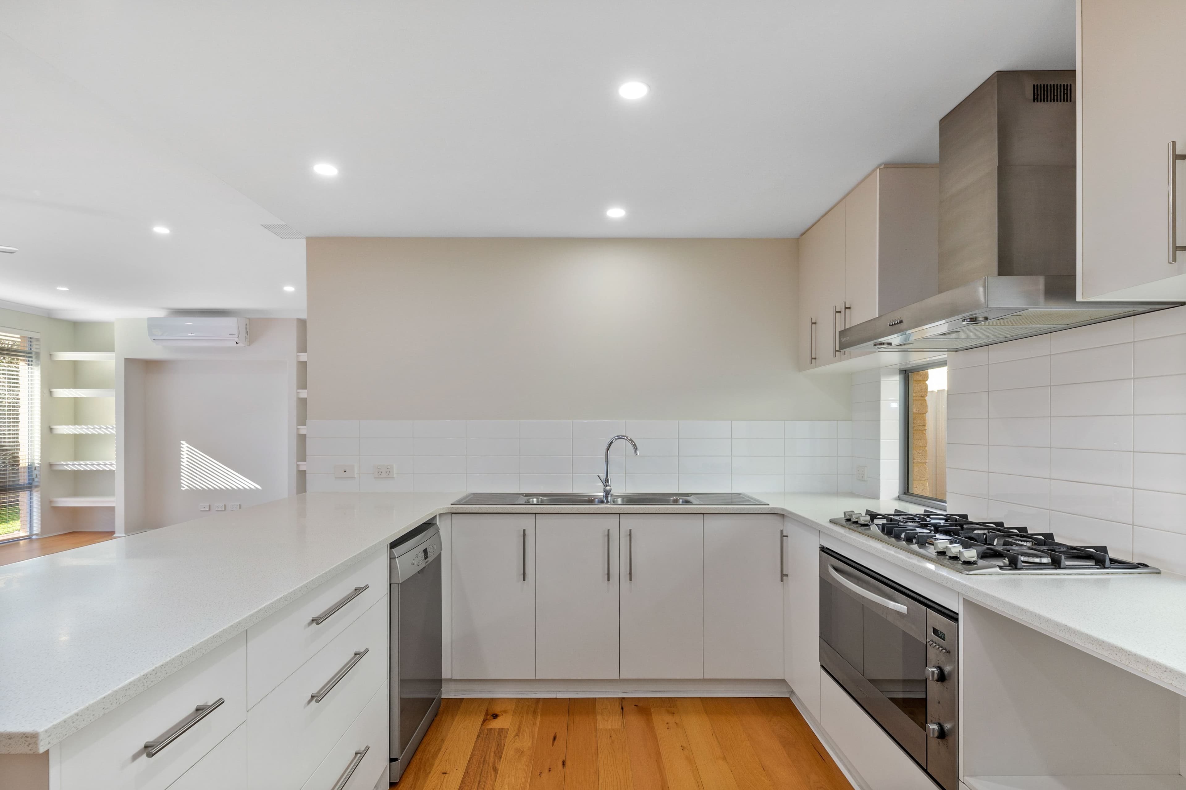 58 Oakdene Drive, Madeley WA 6065, Madeley - Thumbnail 8