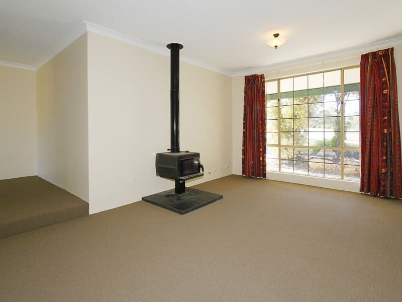 58 Whittington Avenue, CARINE WA 6020, Carine - Thumbnail 2