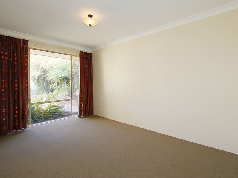 58 Whittington Avenue, CARINE WA 6020, Carine - Thumbnail 3