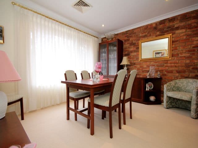 23 Lucinda Avenue, GEORGES HALL NSW 2198, Georges Hall - Thumbnail 7