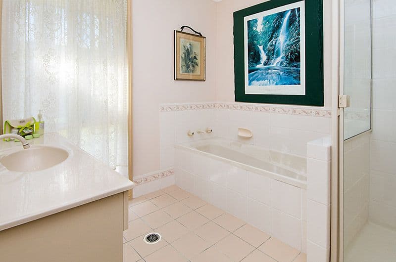1 Greenwood Crescent, Samford Valley QLD 4520, Samford Valley - Thumbnail 7
