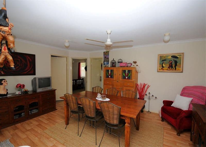 24A Long Street, POINT VERNON QLD 4655, Point Vernon - Thumbnail 5