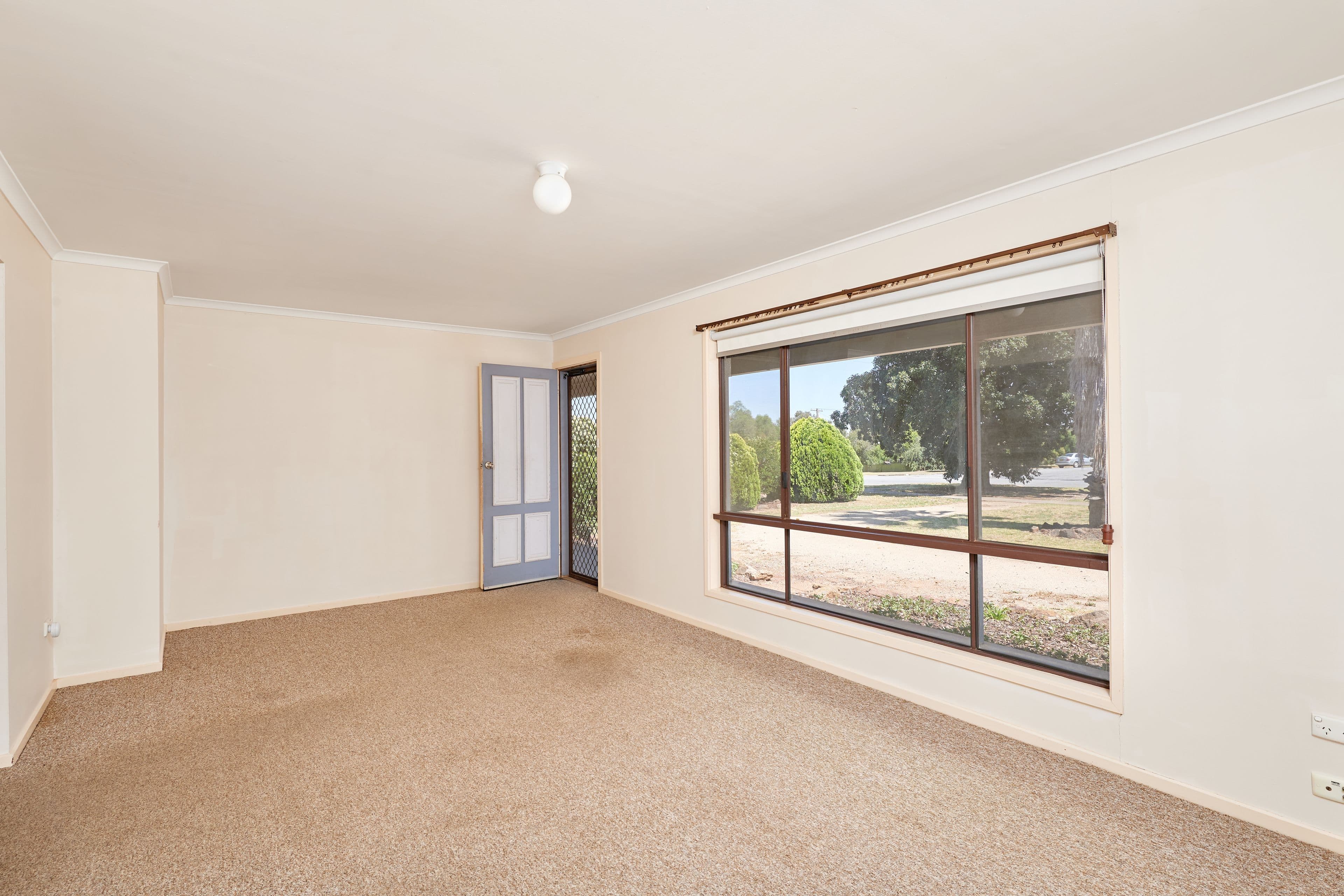 21 Stinson Street, Coolamon NSW 2701, Coolamon - Thumbnail 2
