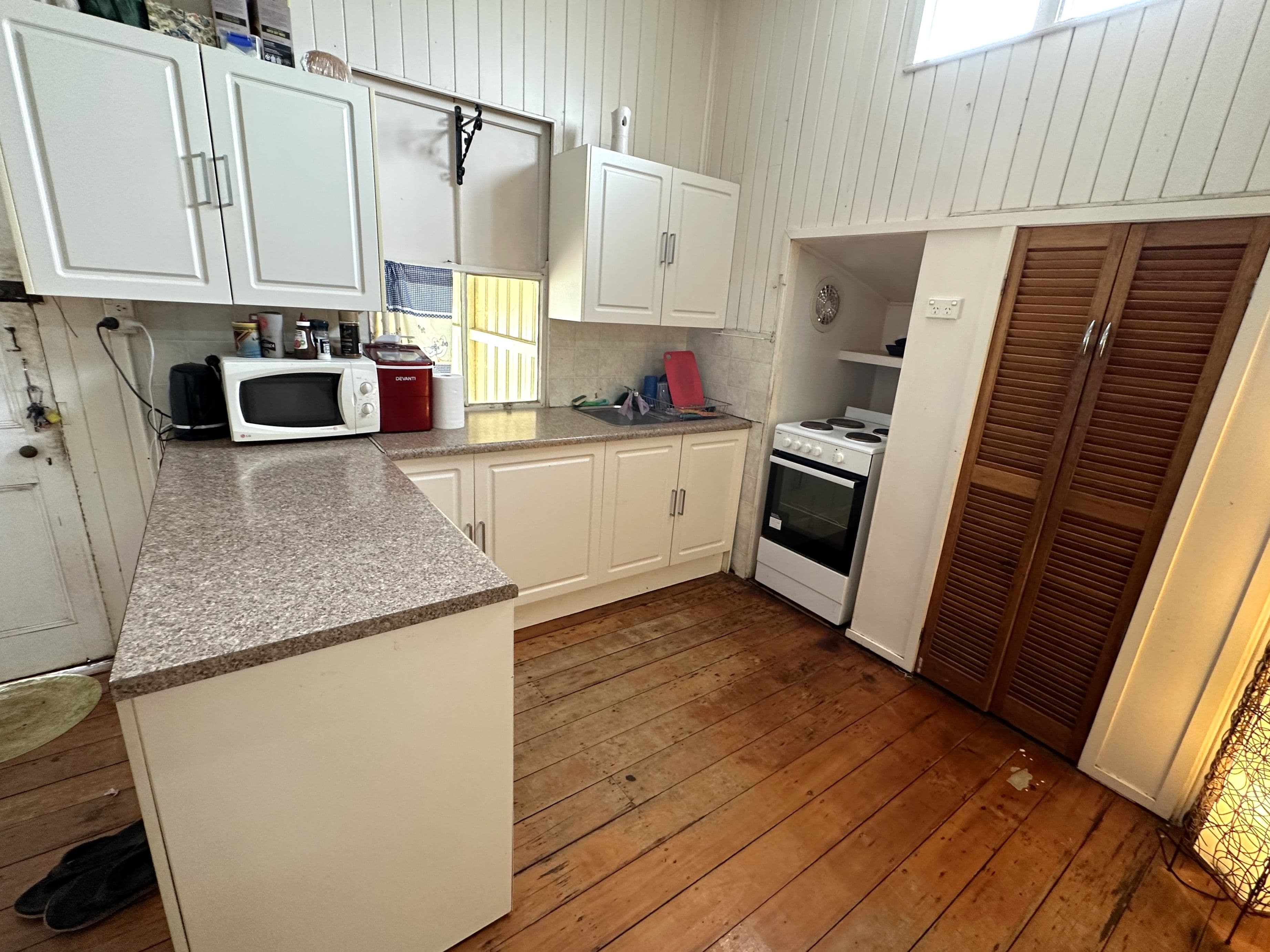 13 Plane Street, Barcaldine QLD 4725, Barcaldine - Thumbnail 6