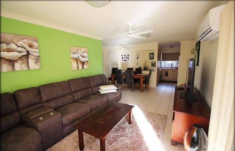 31 Melnik Drive, Loganlea QLD 4131, Loganlea - Image 1