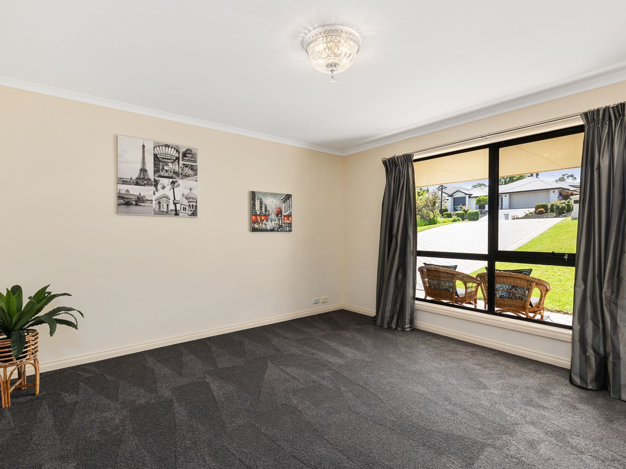 7 Phillip Court, Hallett Cove SA 5158, Hallett Cove - Thumbnail 5