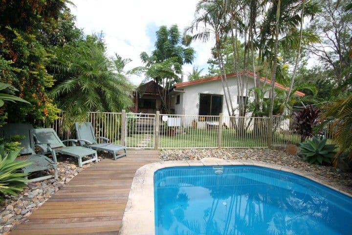 130 Elm Street, COOROY QLD 4563, Cooroy - Thumbnail 2