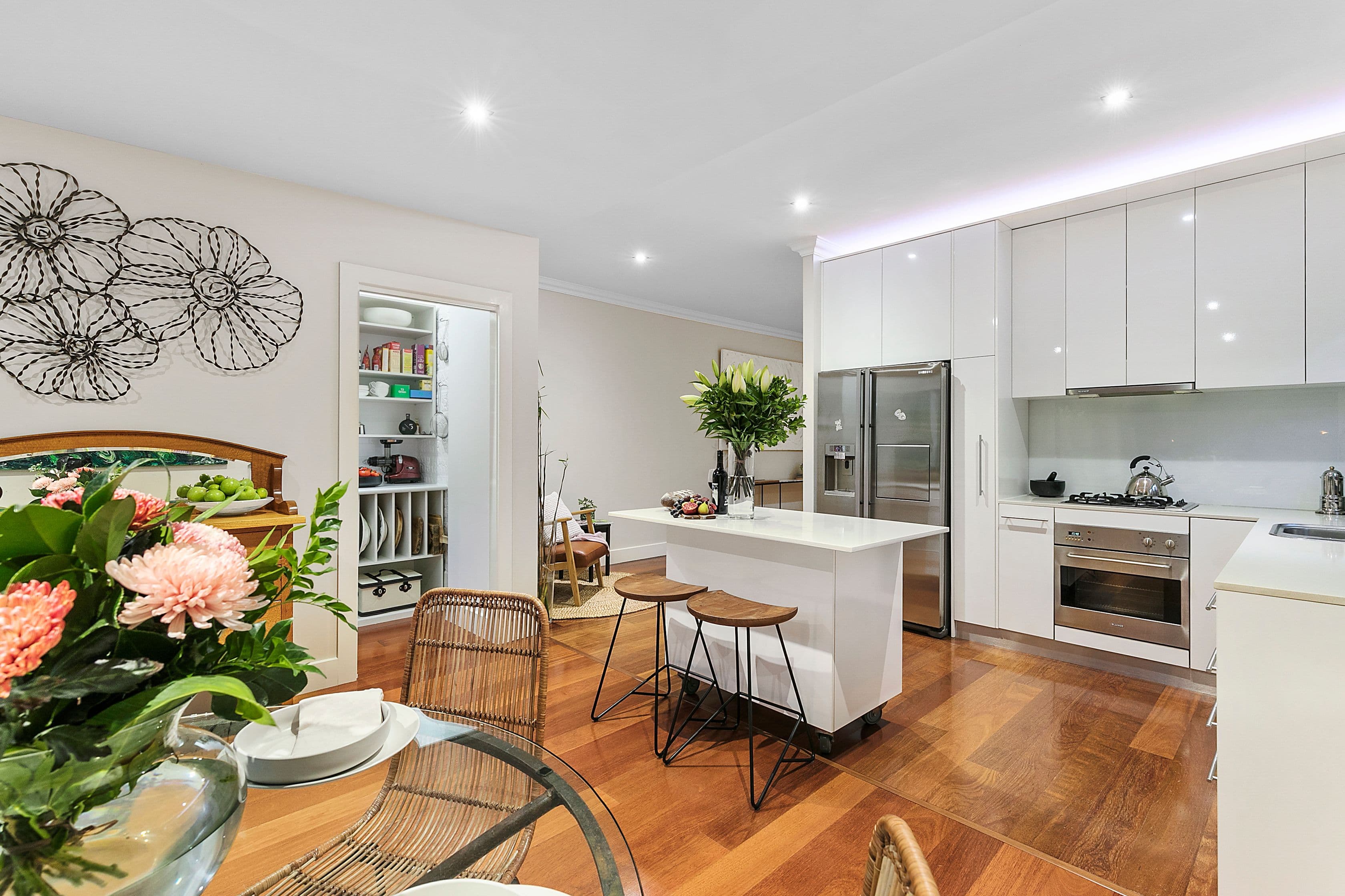 24 Arnold Street, Holland Park QLD 4121, Holland Park - Thumbnail 4