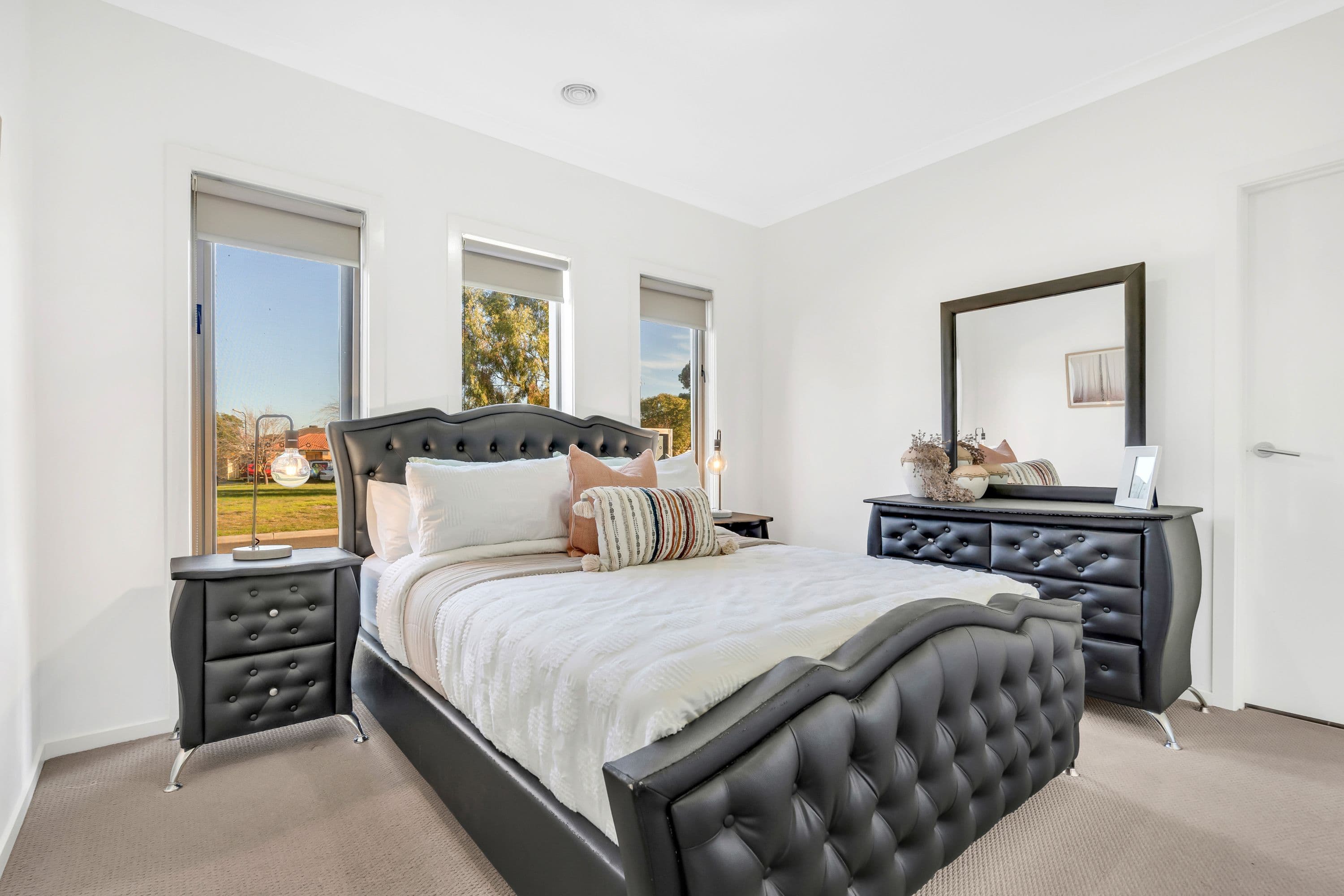 16 Athol Avenue, Roxburgh Park VIC 3064, Roxburgh Park - Thumbnail 4