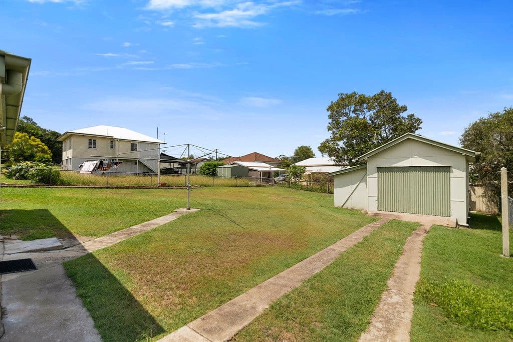 2 Schelbach Street, Booval QLD 4304, Booval - Thumbnail 3