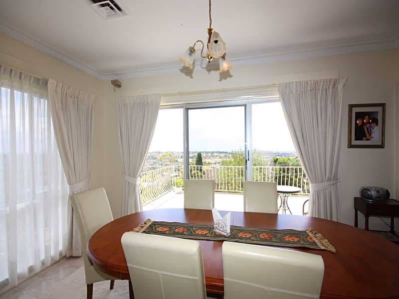 22 Culzean Crescent, HIGHTON VIC 3216, Highton - Thumbnail 4