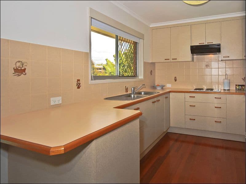 4 Cornwall Crescent, ALEXANDRA HILLS QLD 4161, Alexandra Hills - Thumbnail 3
