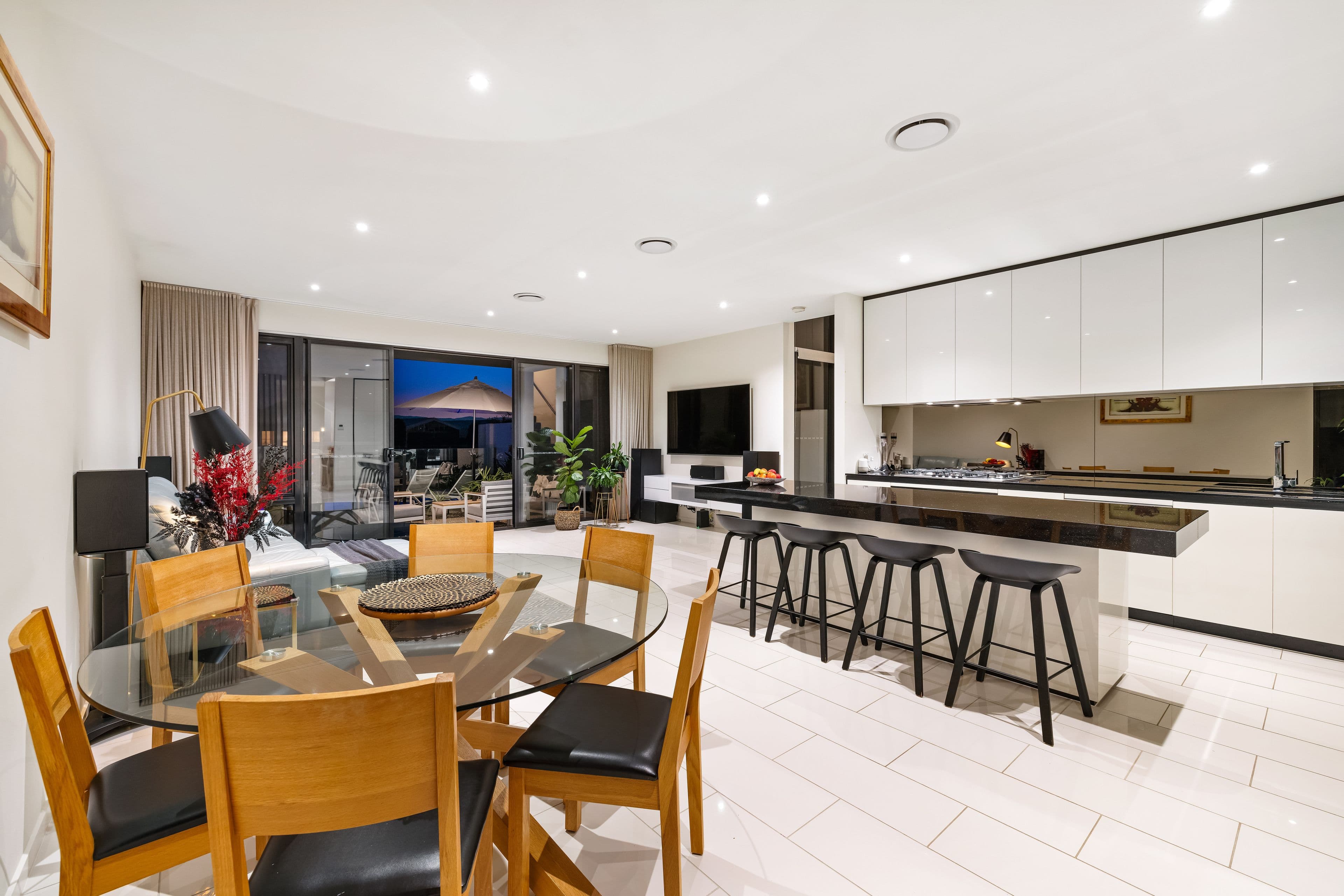 15 Concourse Drive, Mermaid Waters QLD 4218, Mermaid Waters - Thumbnail 6