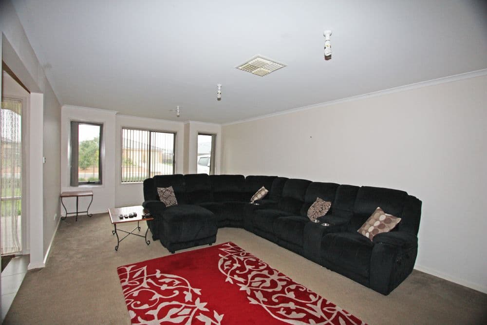 6 Moses Street, Bungendore - Thumbnail 4