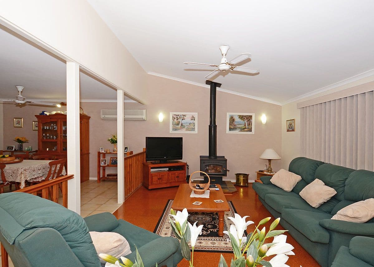 38 Corser Street, POINT VERNON QLD 4655, Point Vernon - Thumbnail 2
