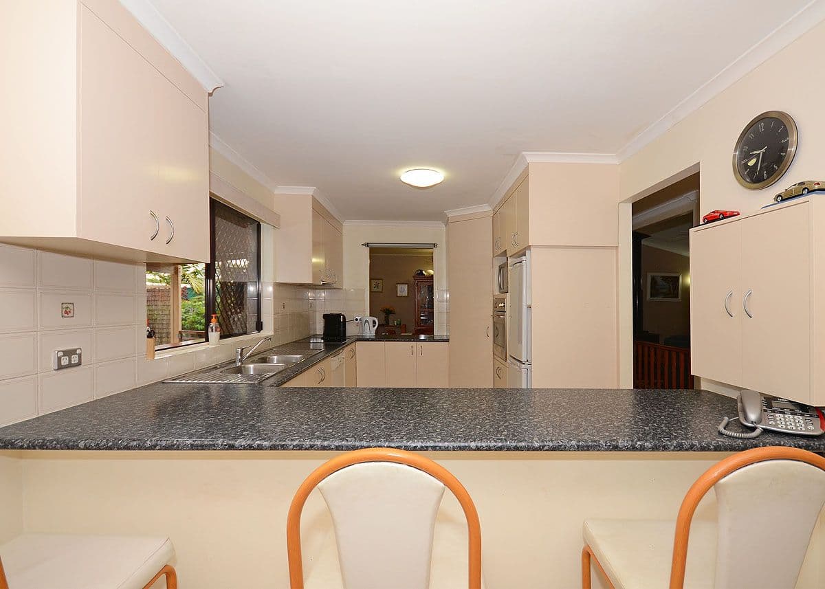 38 Corser Street, POINT VERNON QLD 4655, Point Vernon - Thumbnail 6