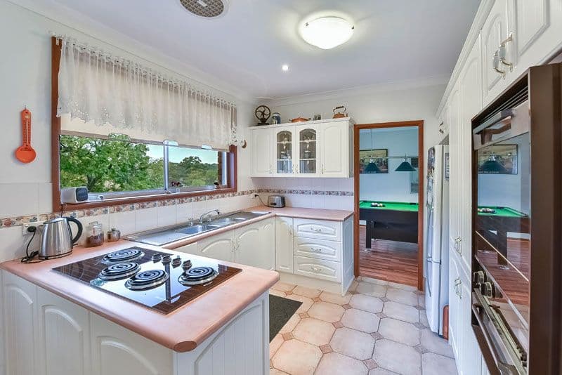 73 Pinaroo Crescent, Bradbury - Thumbnail 3
