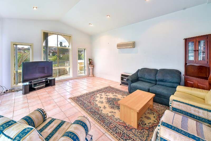 1 Hartford Avenue, GLEN ALPINE NSW 2560, Glen Alpine - Thumbnail 2