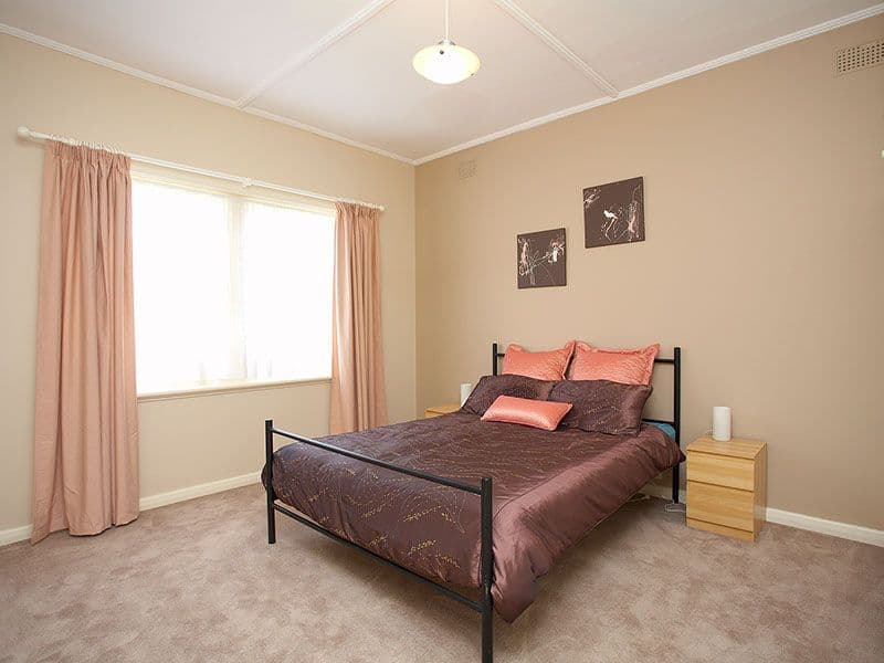 18 Brand Avenue, VICTOR HARBOR SA 5211, Victor Harbor - Thumbnail 8