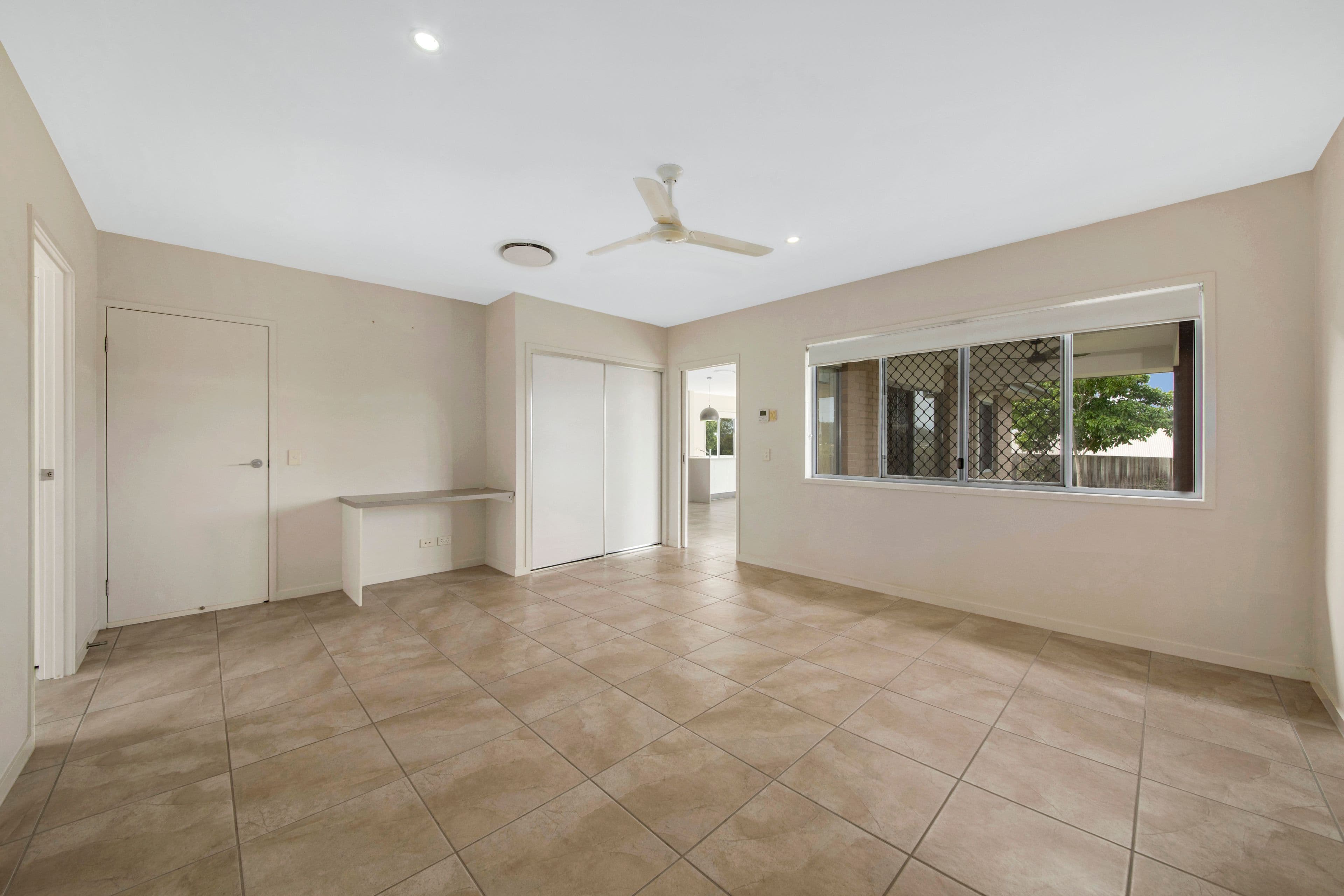 135 Emmadale Drive, New Auckland QLD 4680, New Auckland - Thumbnail 6