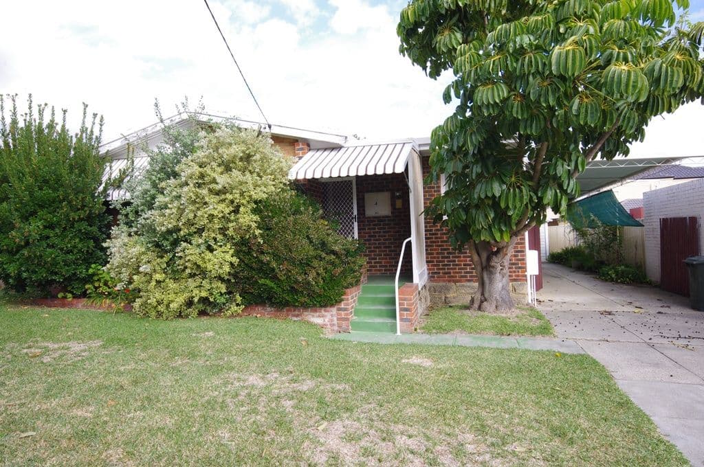 4 Ilumba Road, NOLLAMARA WA 6061, Nollamara - Image 1