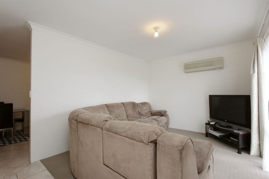 11 Pikes Close, Caversham WA 6055, Caversham - Thumbnail 7