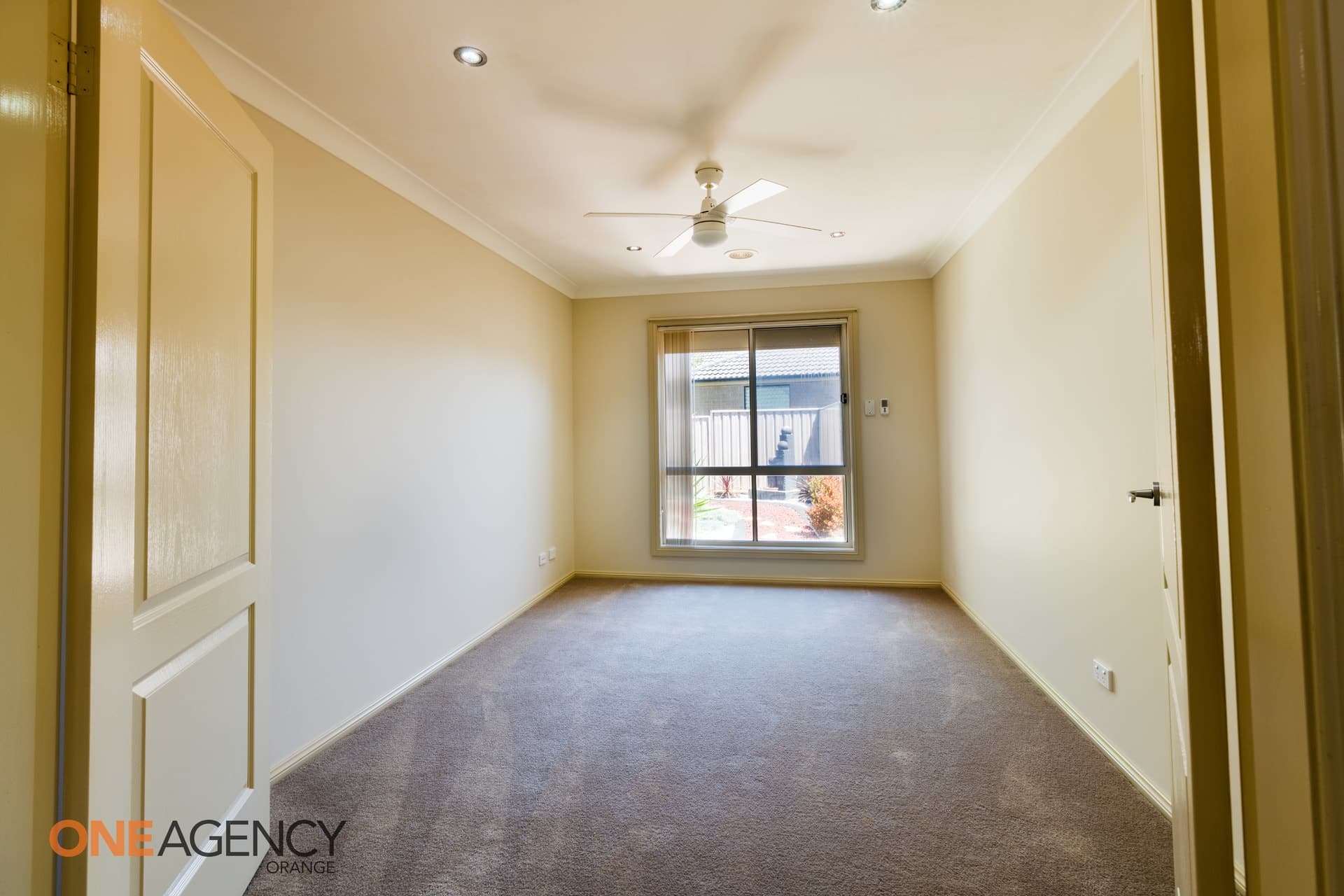 10 Speet Place, Orange, Orange - Thumbnail 5