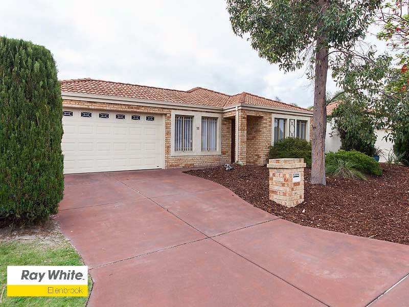 11 San Remo Vista, ELLENBROOK WA 6069, Ellenbrook - Thumbnail 2