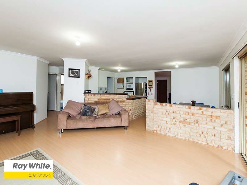 11 San Remo Vista, ELLENBROOK WA 6069, Ellenbrook - Thumbnail 8