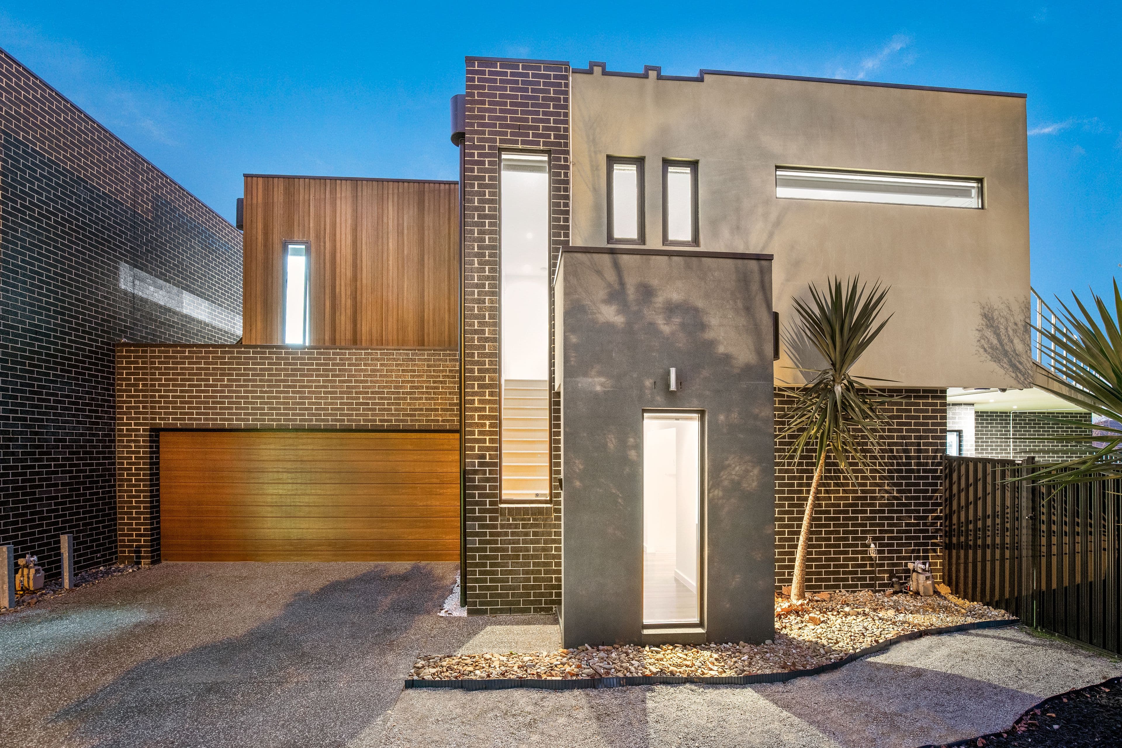 5-6 Chelsworth Place, Caroline Springs VIC 3023, Caroline Springs - Thumbnail 2