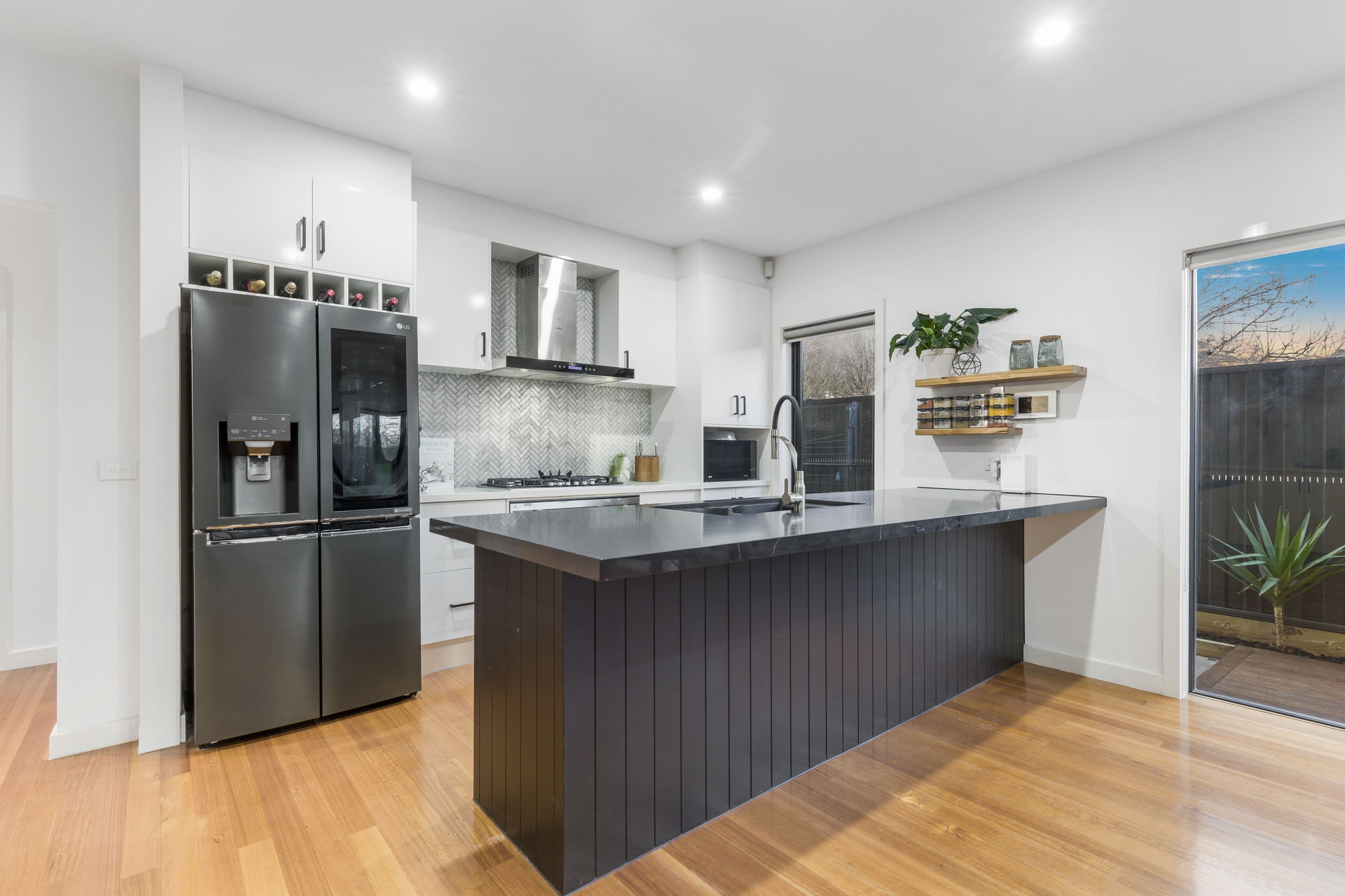 5-6 Chelsworth Place, Caroline Springs VIC 3023, Caroline Springs - Thumbnail 4