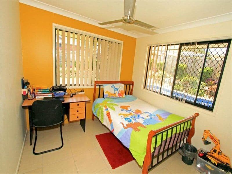 27 Laird Avenue, NORMAN GARDENS QLD 4701, Norman Gardens - Thumbnail 6