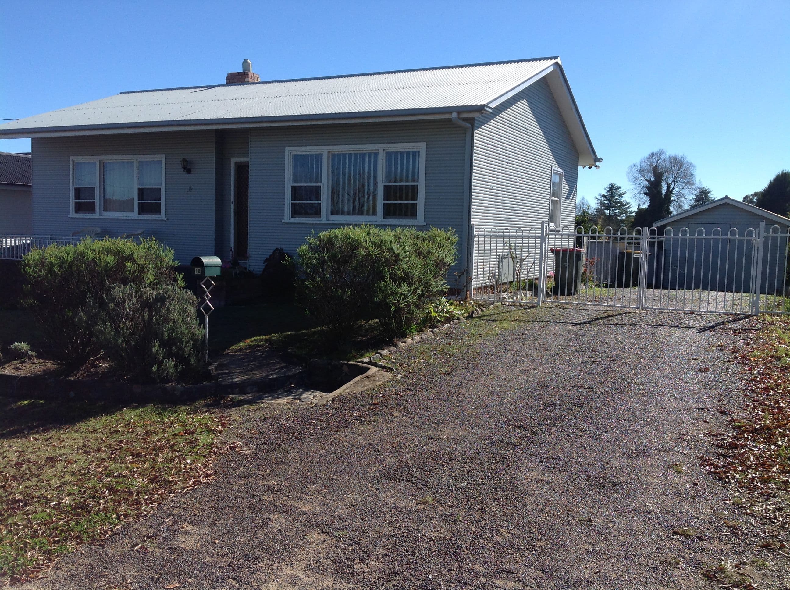 17 Cross Street, Glen Innes - Image 1