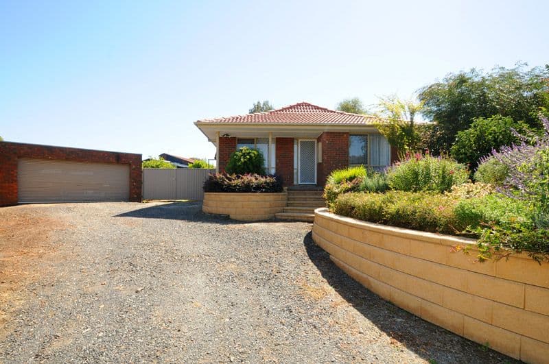 14 Metcalf Crescent, ROWVILLE VIC 3178, Rowville - Image 1