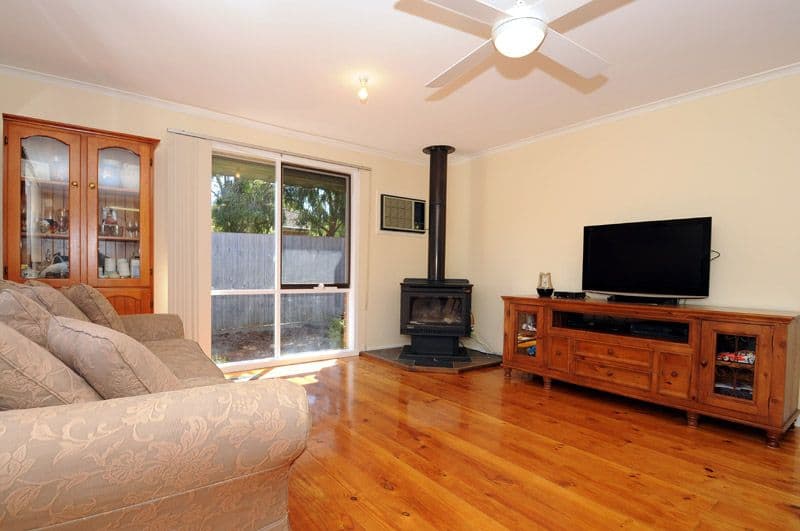 14 Metcalf Crescent, ROWVILLE VIC 3178, Rowville - Thumbnail 2