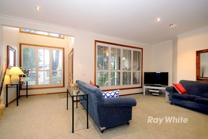 38 Aisbett Avenue, WANTIRNA SOUTH VIC 3152, Wantirna South - Thumbnail 5