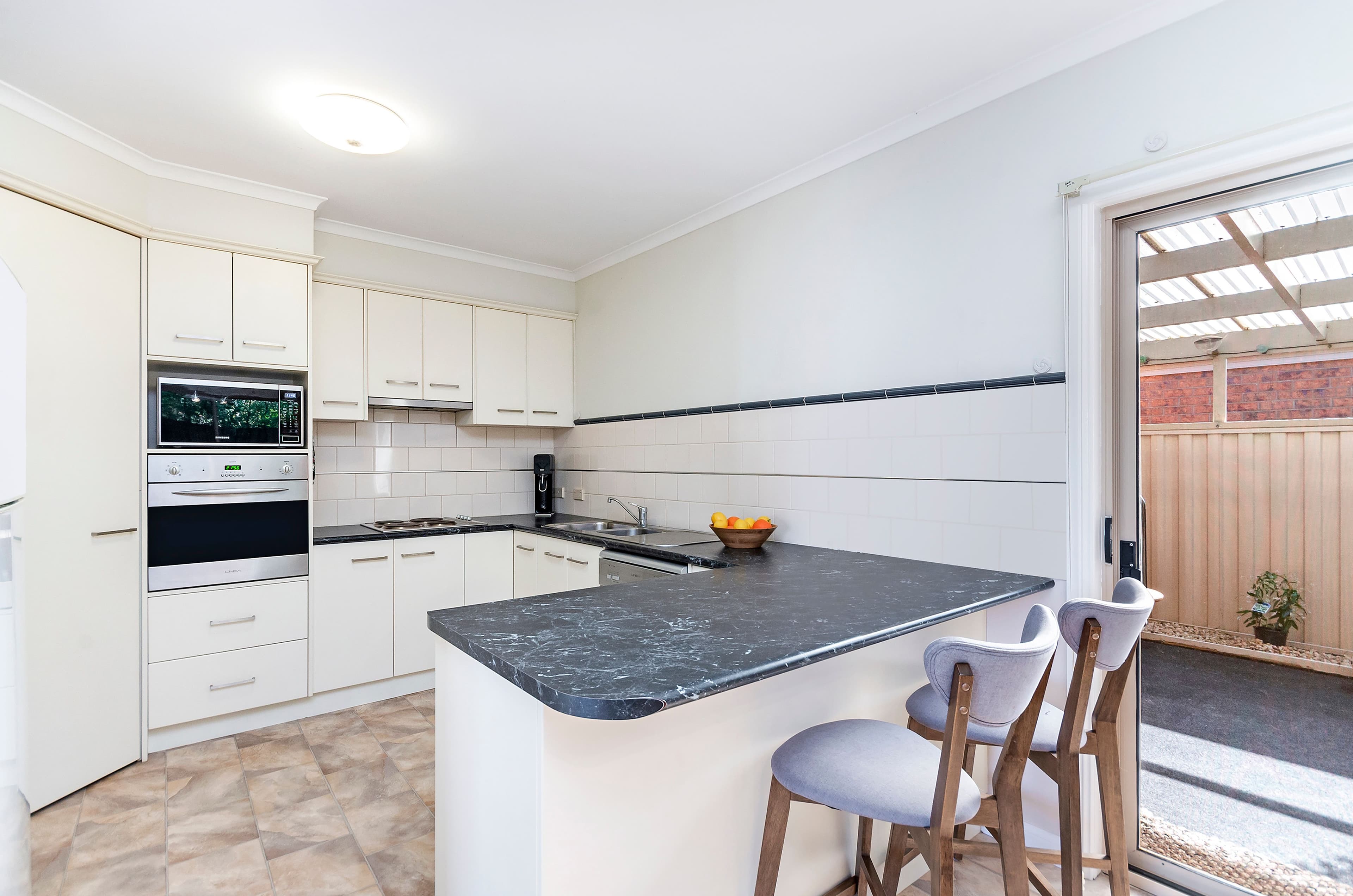 192 Commercial Road, Koroit VIC 3282, Koroit - Thumbnail 3