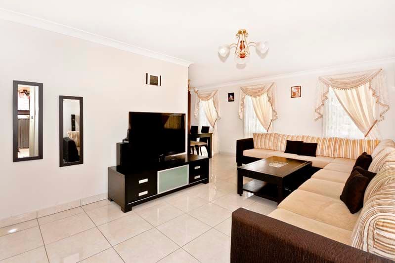 13 Esperance Crescent, WAKELEY NSW 2176, Wakeley - Thumbnail 2