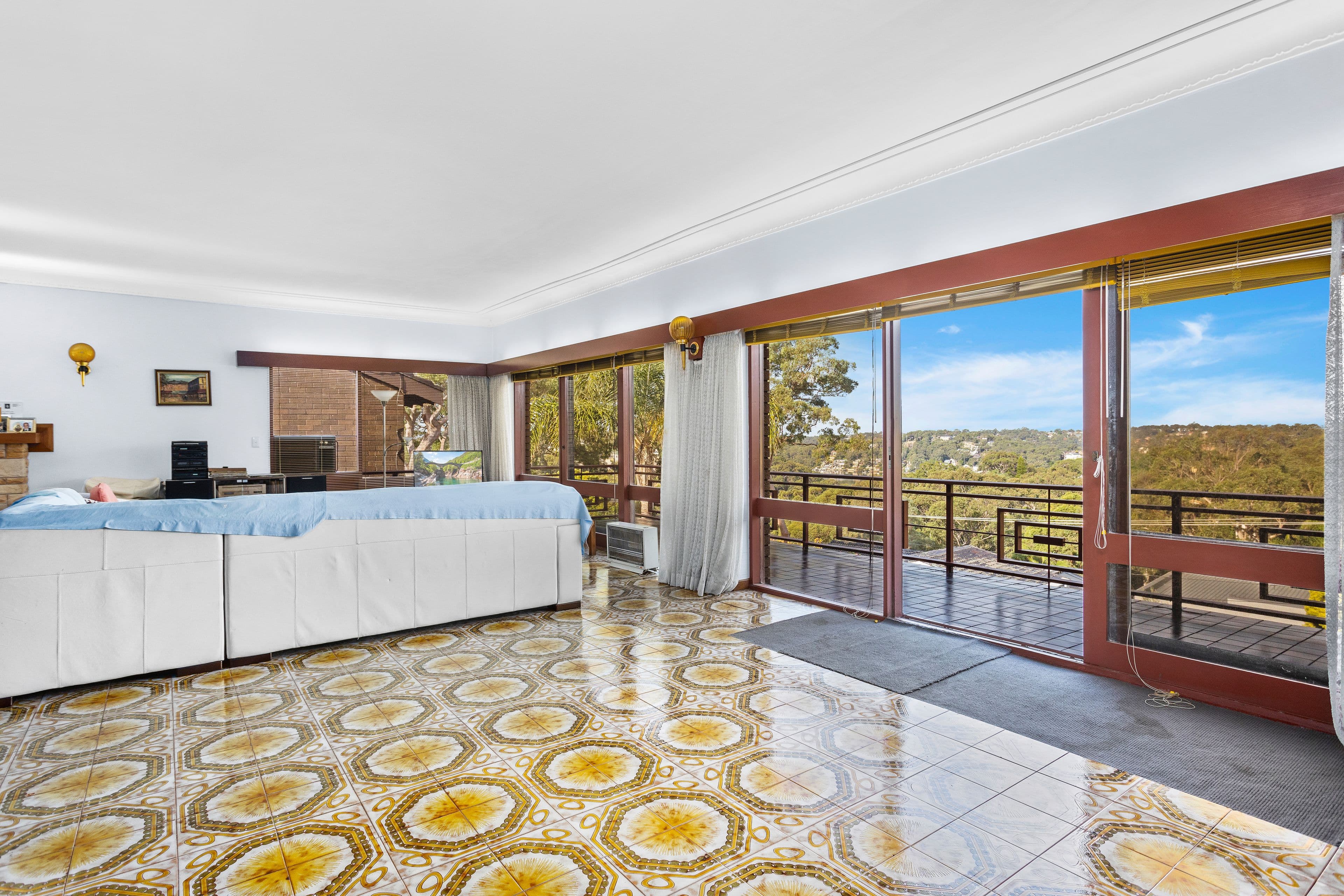 54 Elm Street, Lugarno NSW 2210, Lugarno - Thumbnail 3