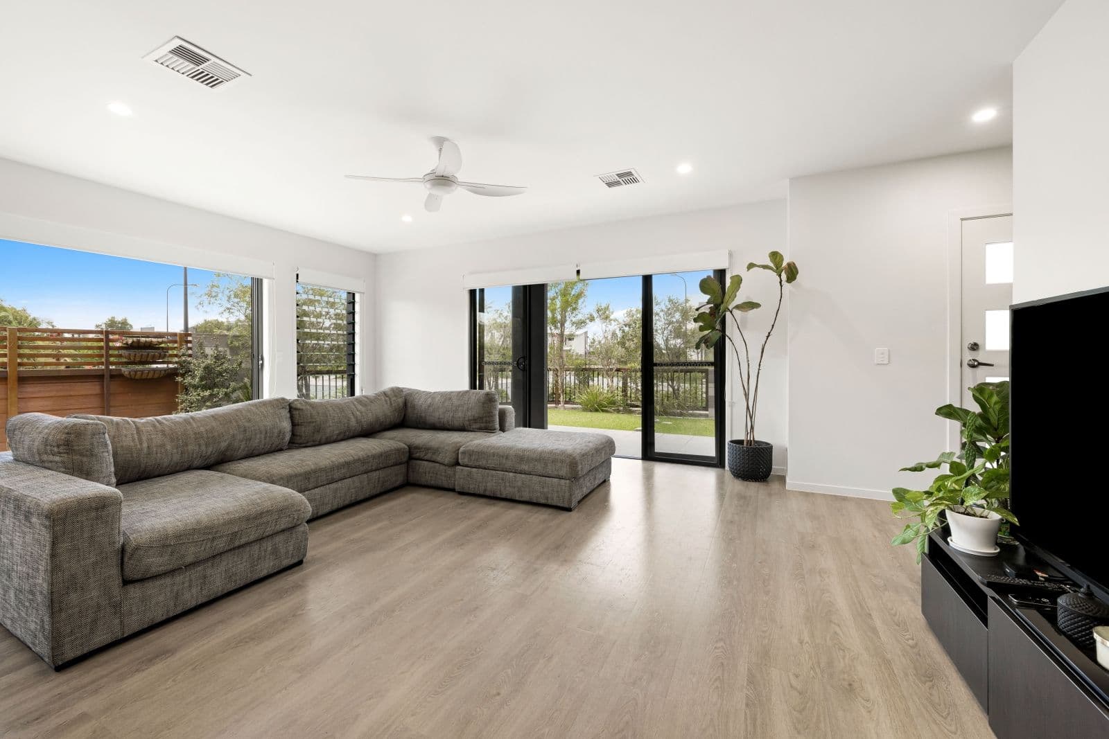 46 Prosperity Drive, Birtinya QLD 4575, Birtinya - Thumbnail 2