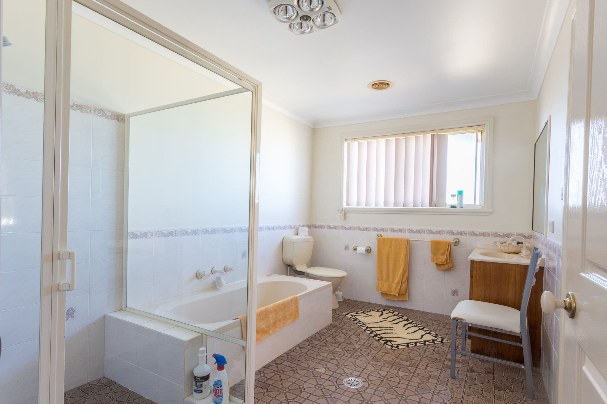 4 Madison Way, Orange - Thumbnail 6