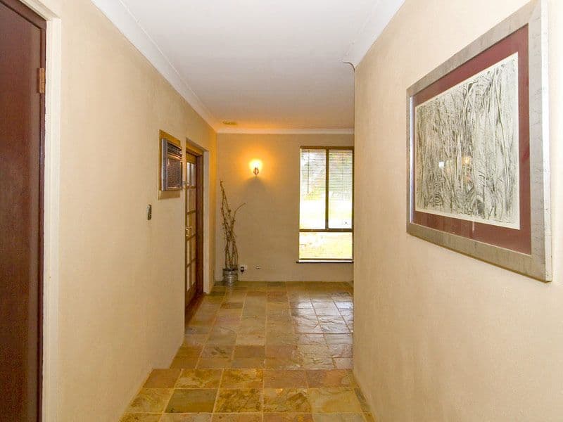 53 Golders Way, GIRRAWHEEN WA 6064, Girrawheen - Thumbnail 2