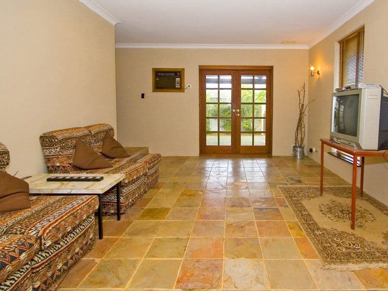 53 Golders Way, GIRRAWHEEN WA 6064, Girrawheen - Thumbnail 4