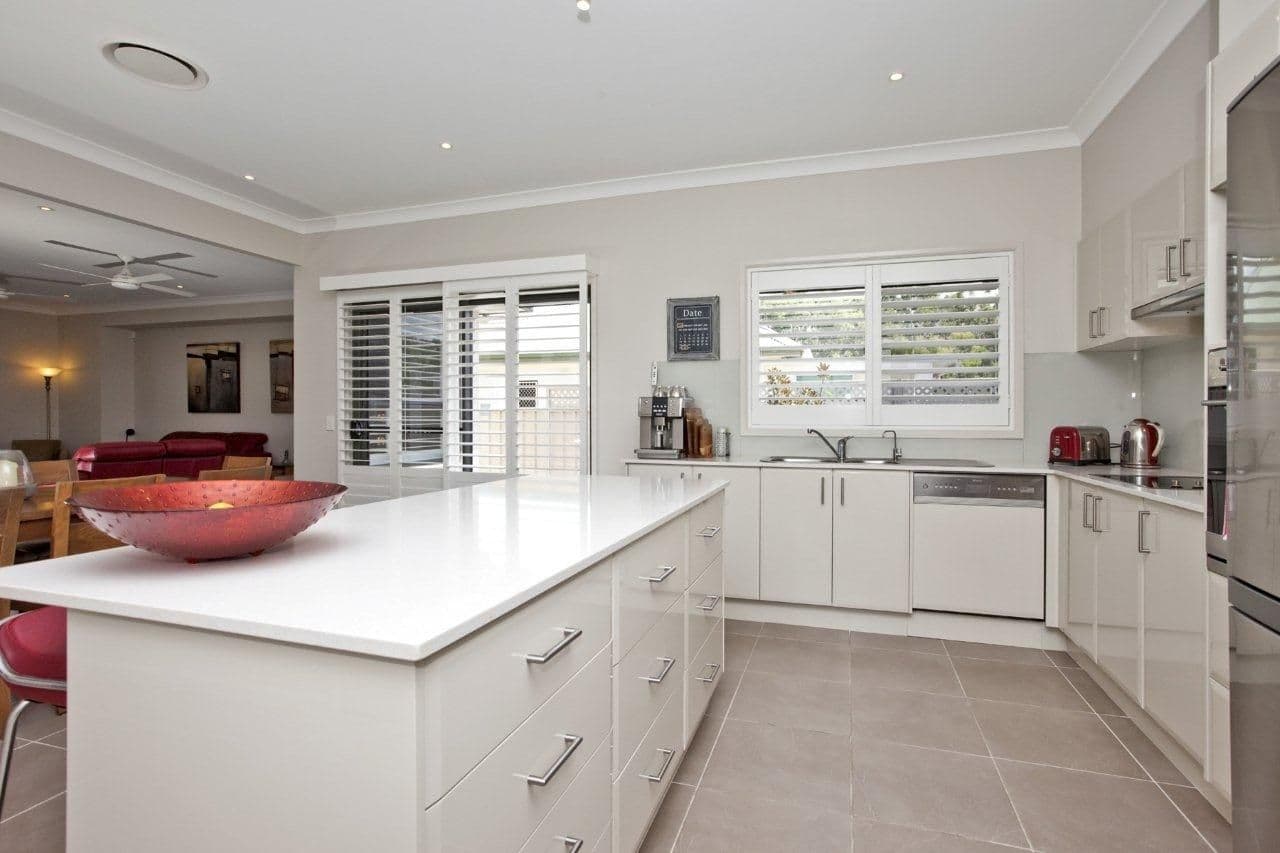 14  Meredith Avenue, LEMON TREE PASSAGE NSW 2319, Lemon Tree Passage - Thumbnail 3