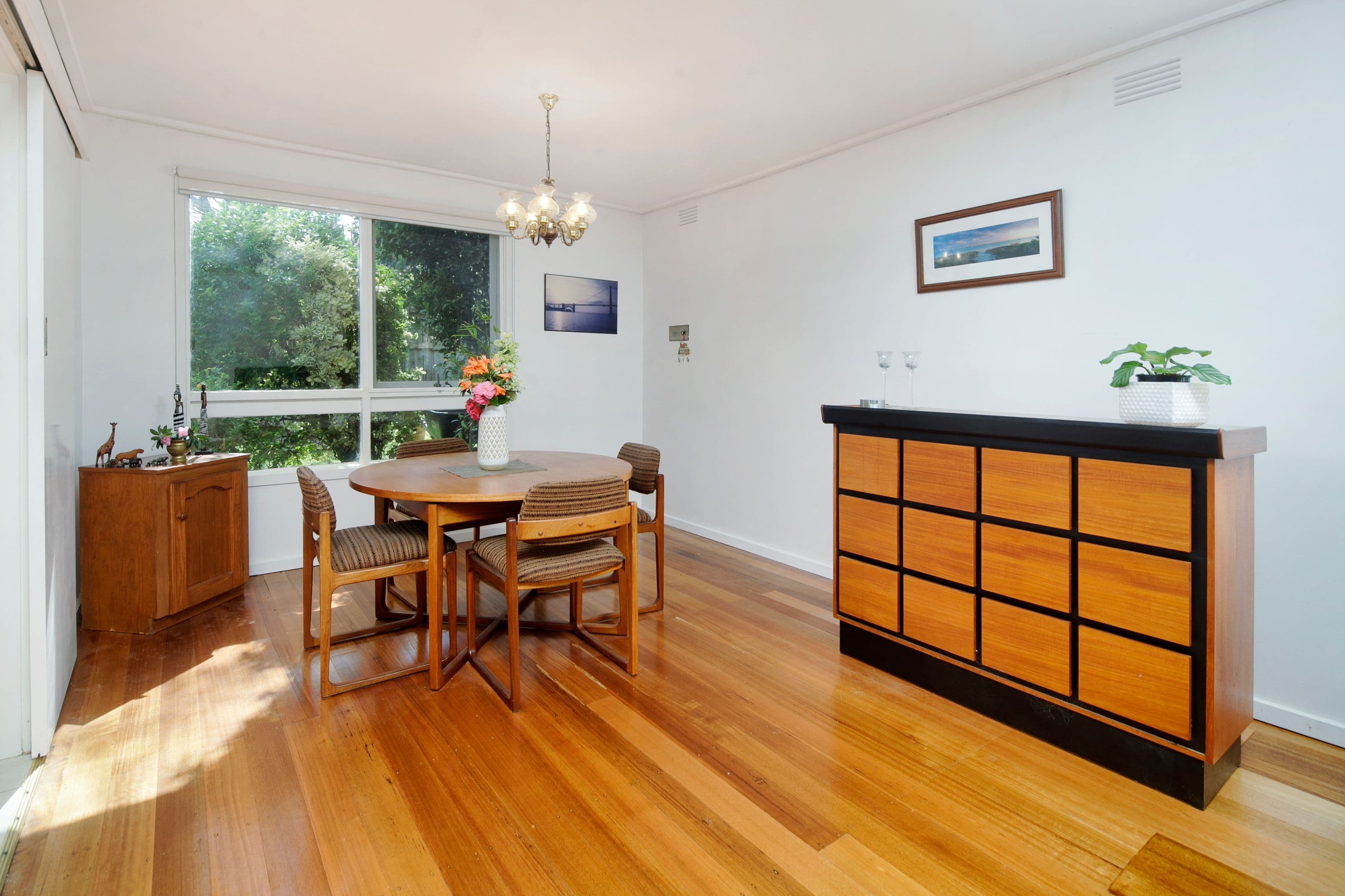 4 Grimsby Court, Doncaster East VIC 3109, Doncaster East - Thumbnail 4