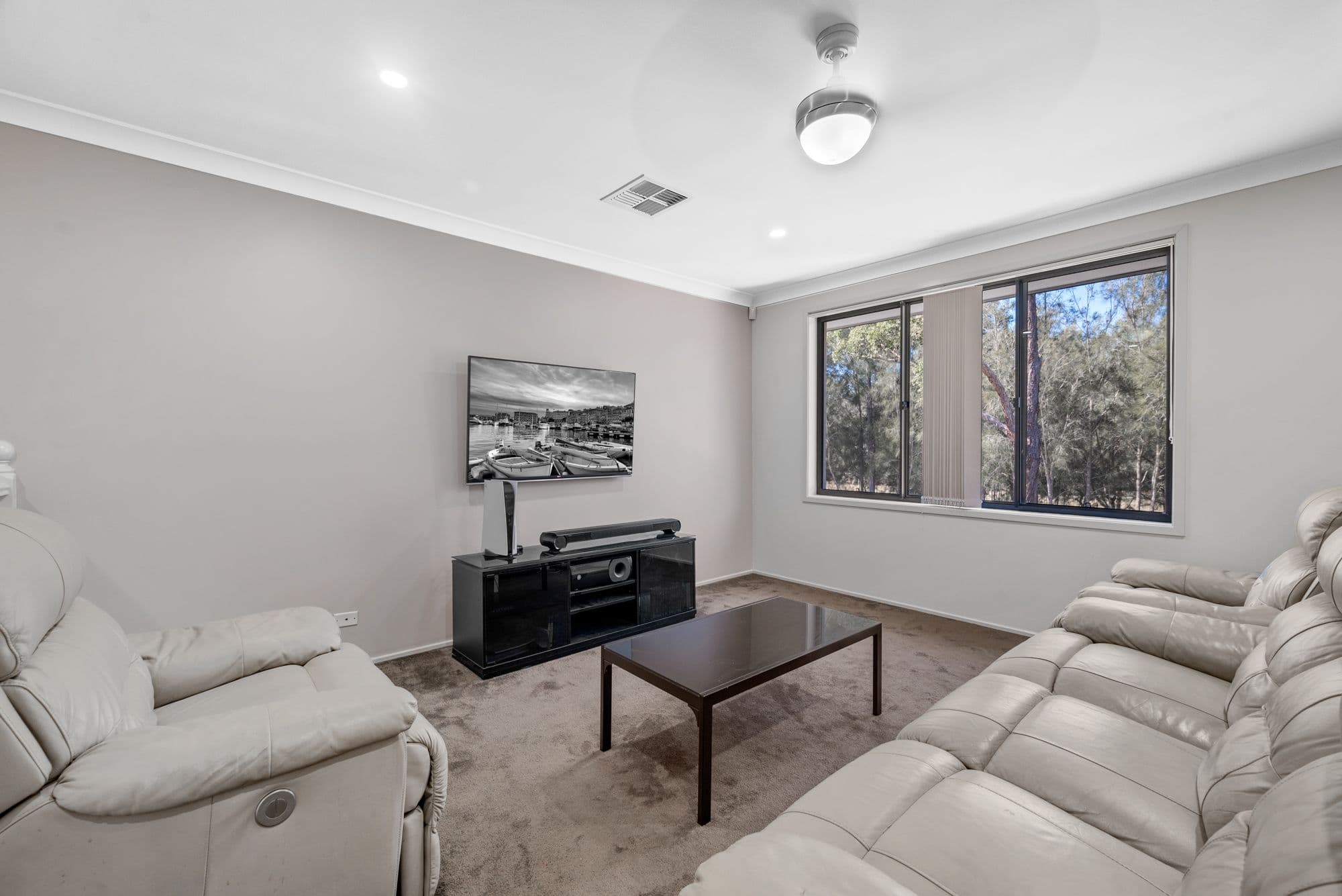 15 Pinehurst Avenue, Glenmore Park NSW 2745, Glenmore Park - Thumbnail 6